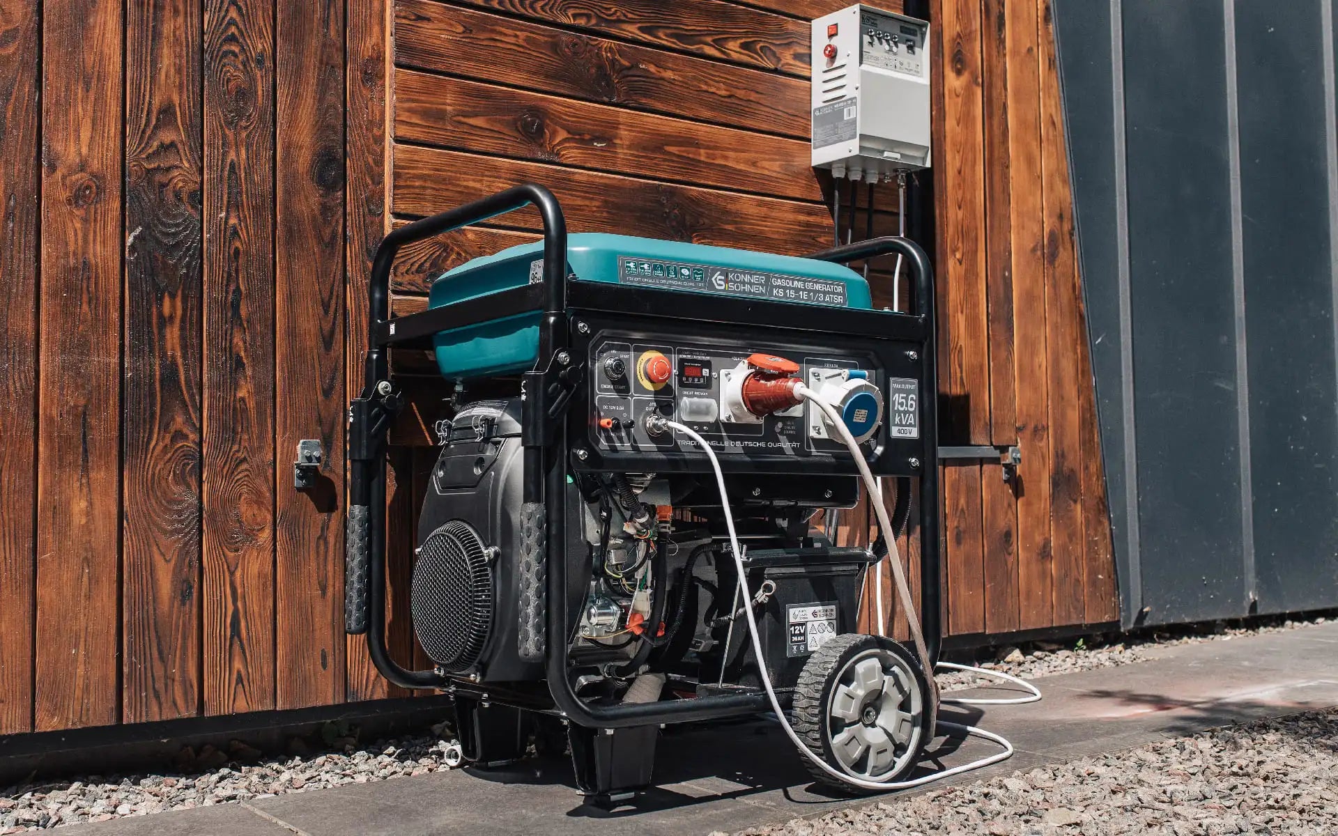 House supply with gasoline generators of the KS 12 and KS 15 series