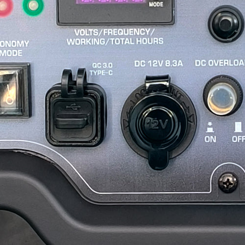 12V-Steckdose und USB-Ausgänge