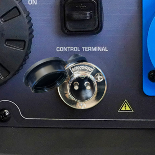 Zewnętrzne sterowanie przez suche styki