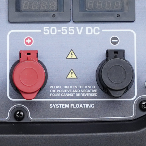 Varavirtalähteen laturi